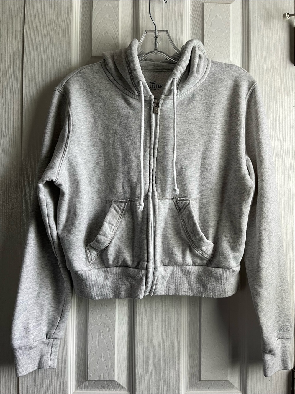 Hollister Light Gray Cropped Zip-Up Hoodie Size Medium